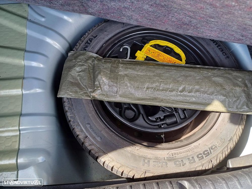 Renault Clio 1.2 16V Billabong - 15