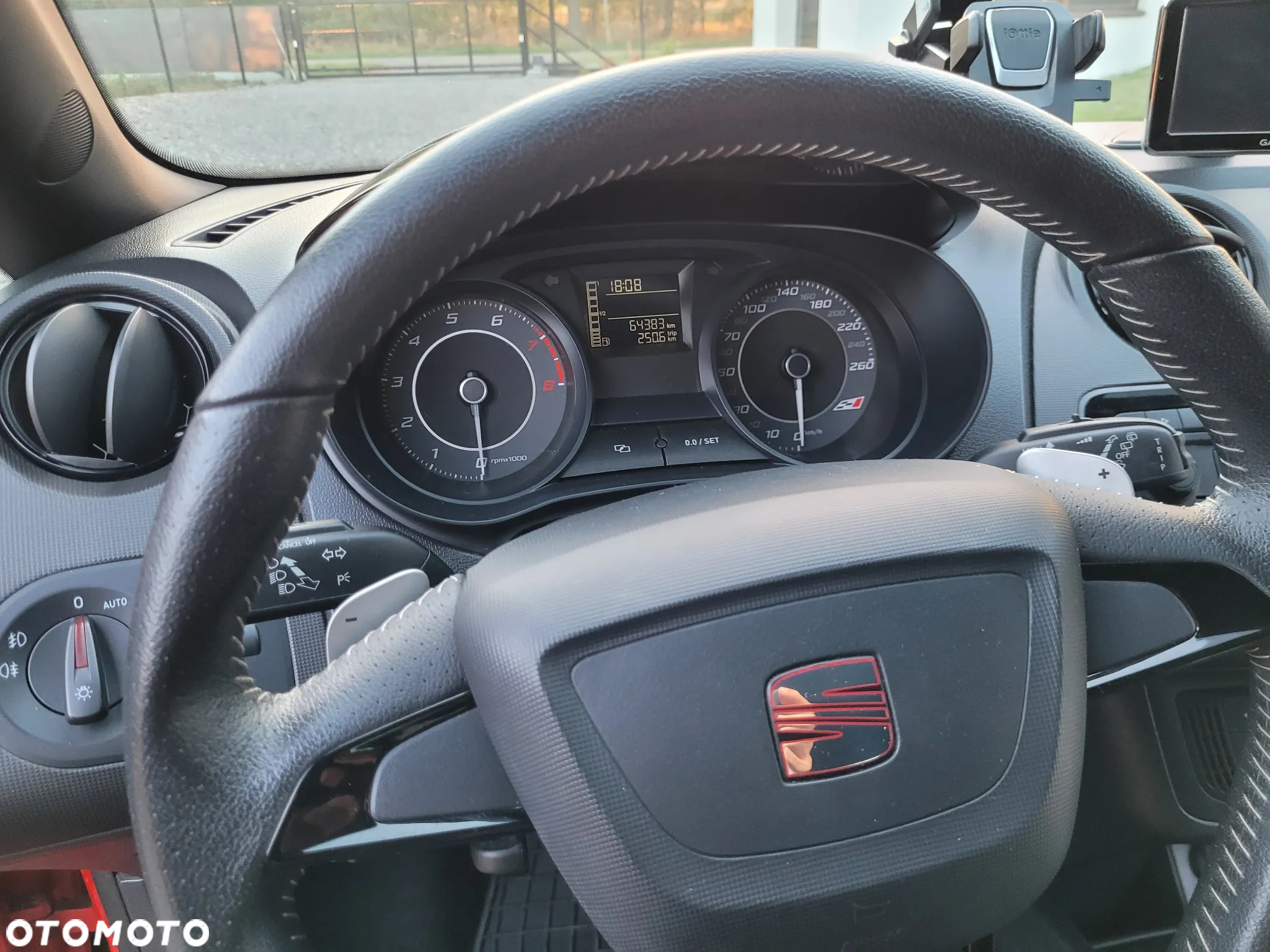 Seat Ibiza SC 1.4 TSI Cupra DSG - 12