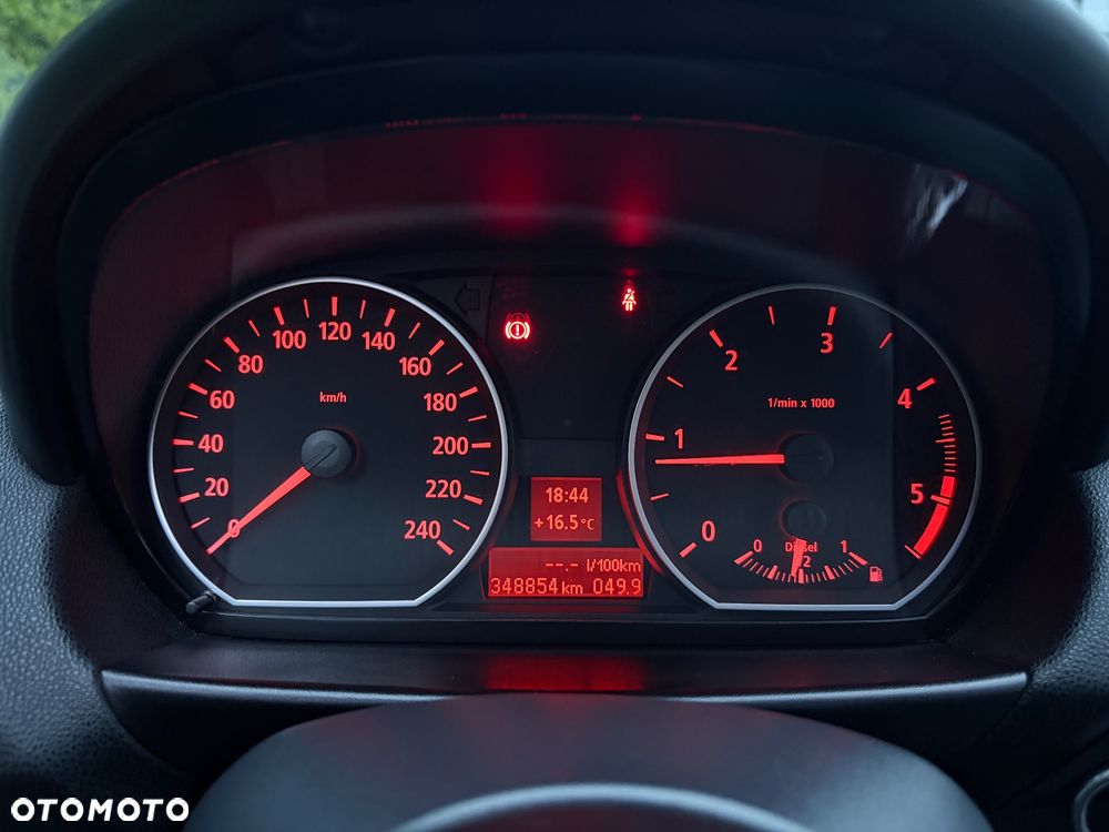 BMW Seria 1 118d - 10