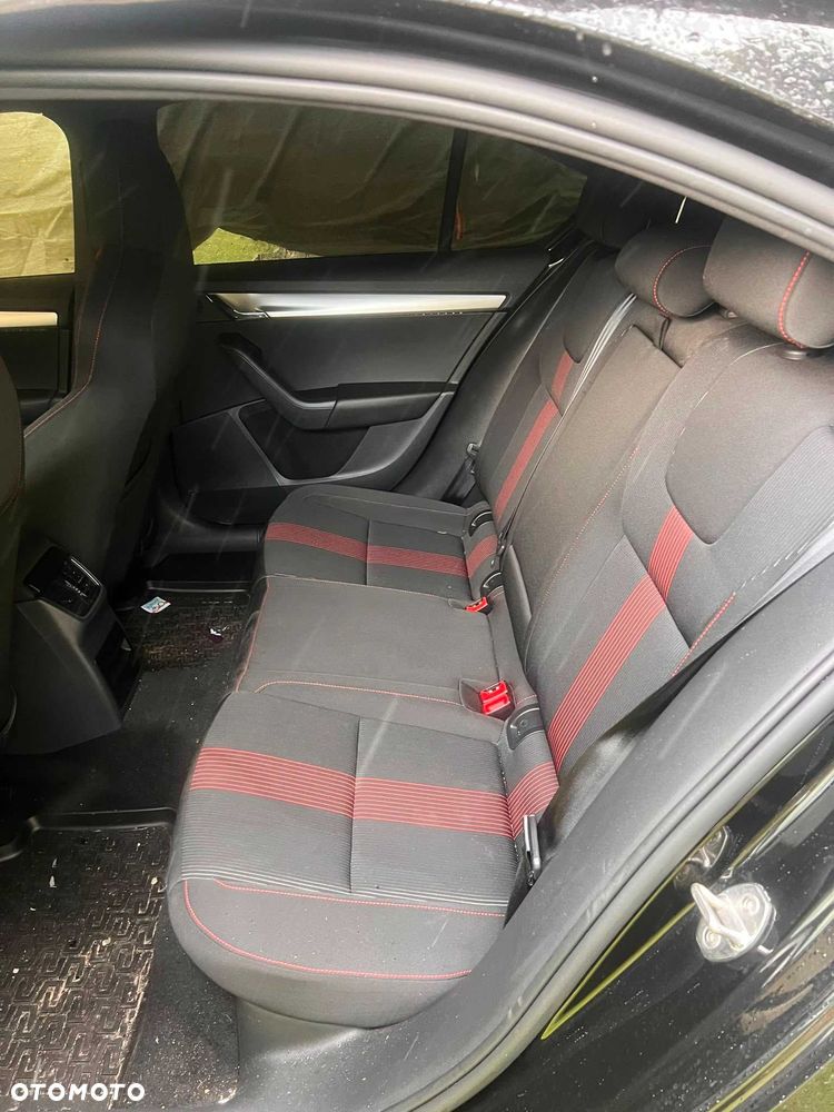 Skoda Octavia - 8