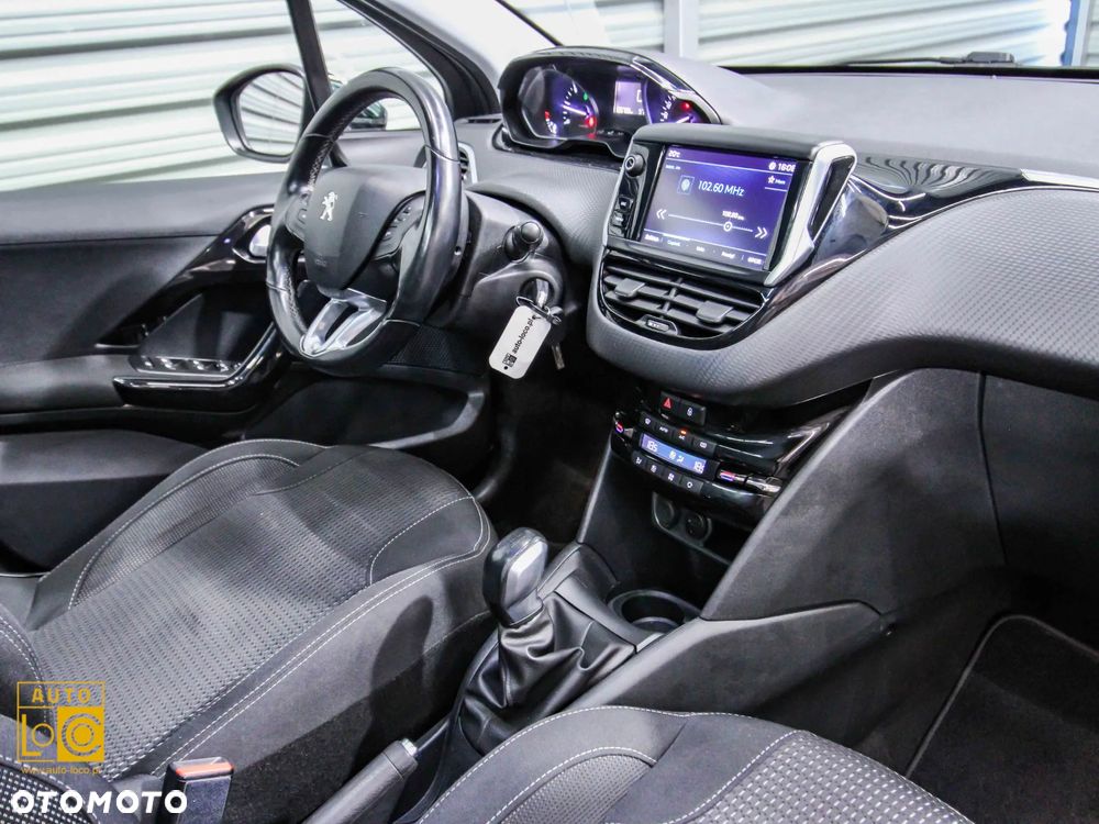 Peugeot 208 Blue-HDi 100 Stop&Start Allure - 16