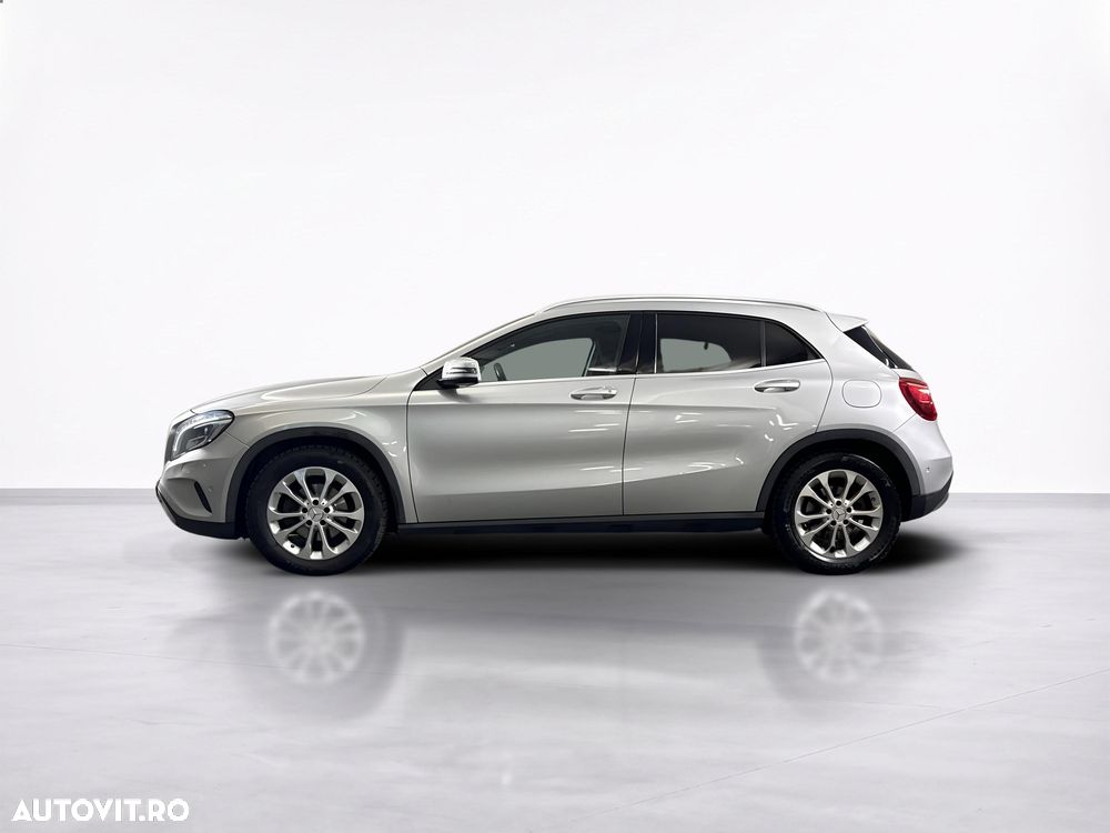 Mercedes-Benz GLA 220 d Aut. - 3
