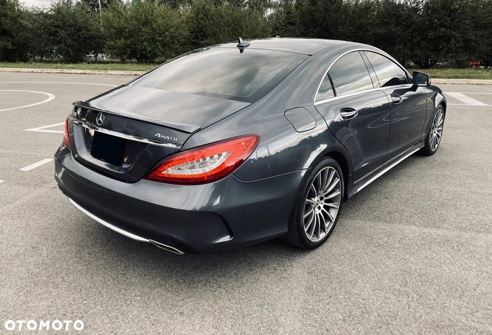 Mercedes-Benz CLS - 4