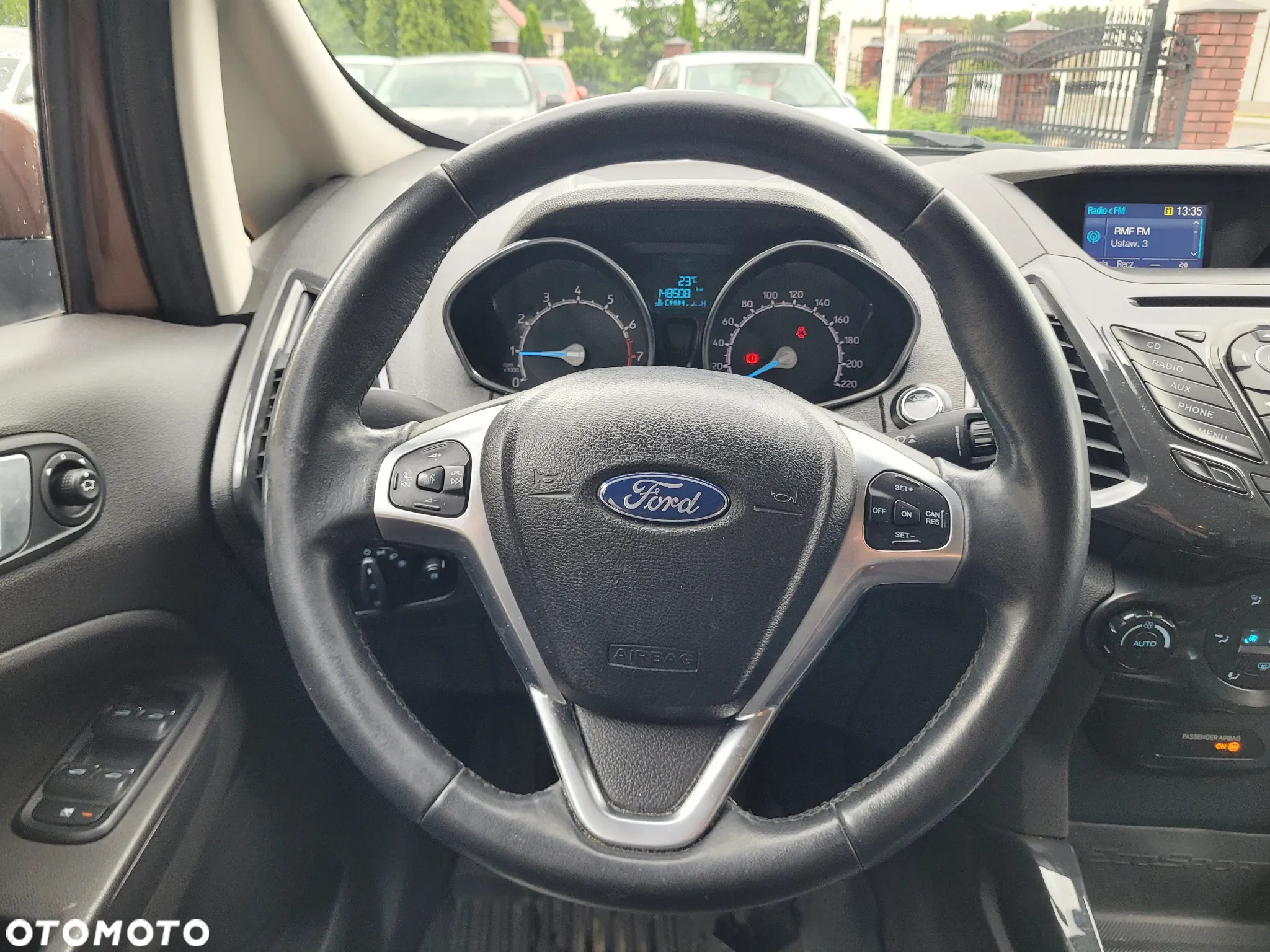 Ford EcoSport - 16