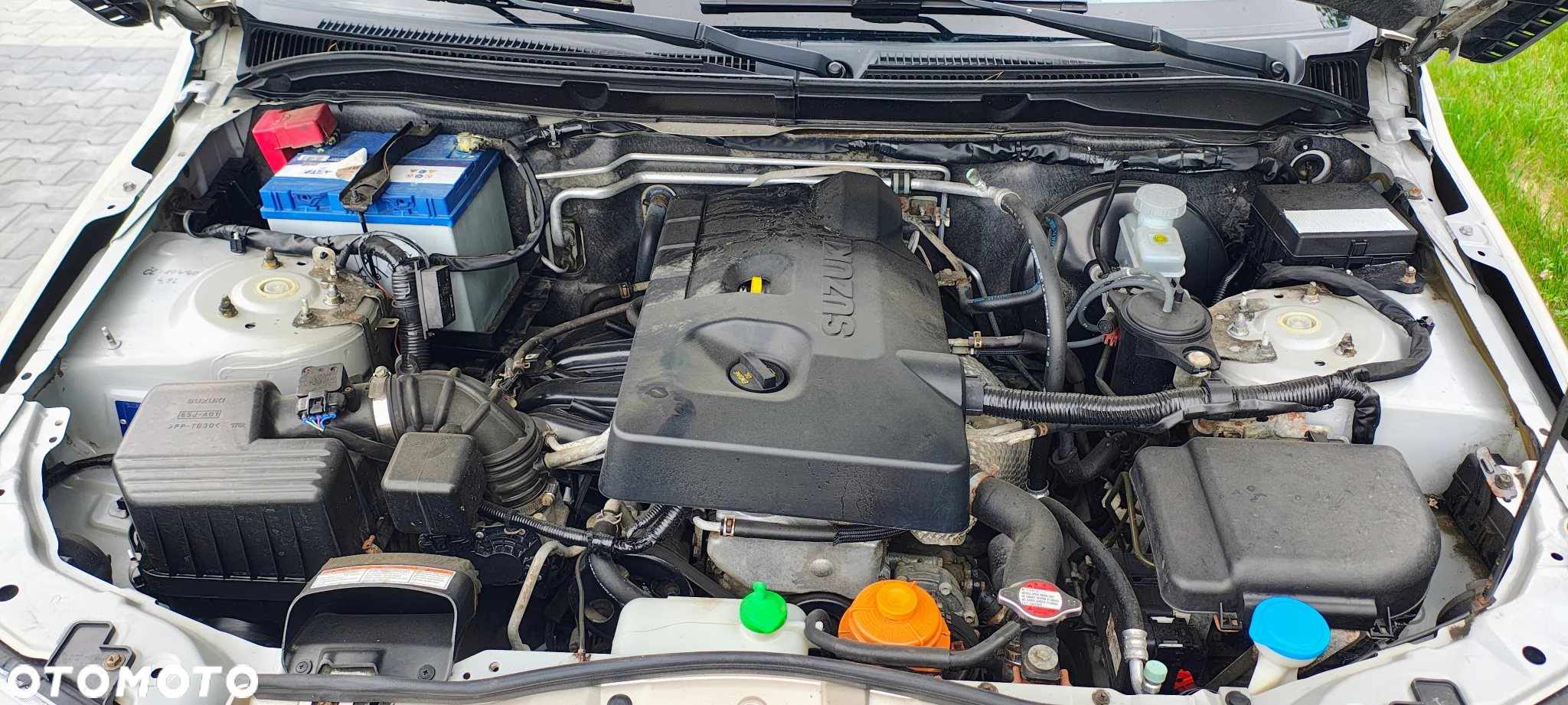 Suzuki Grand Vitara 2.0 Comfort + - 8