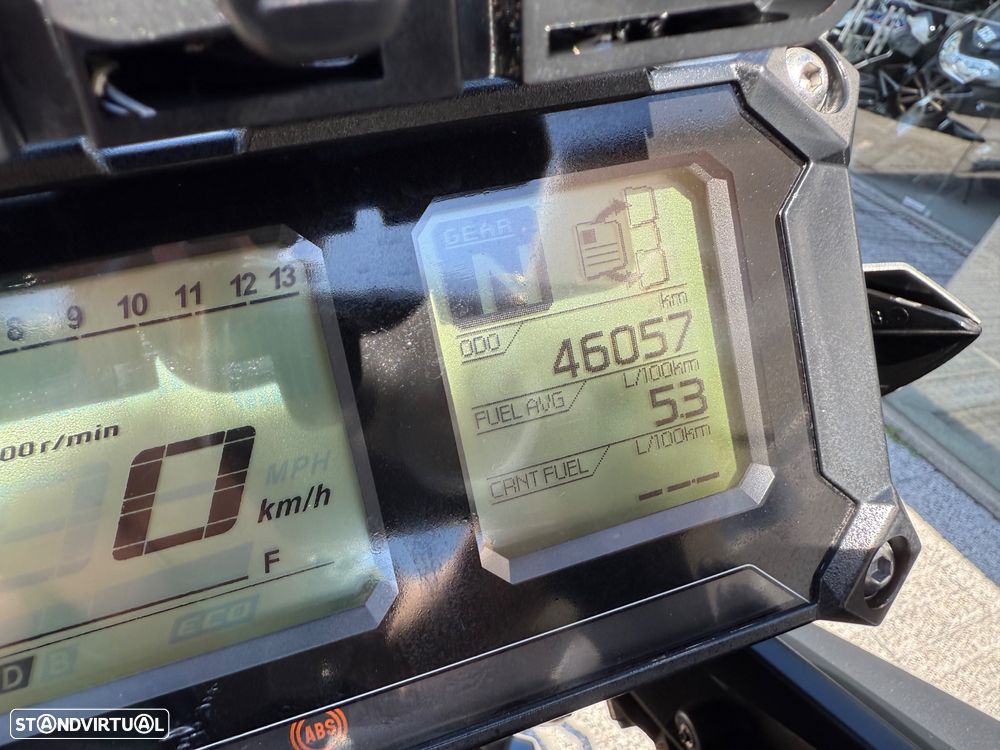 Yamaha MT-09 - 4