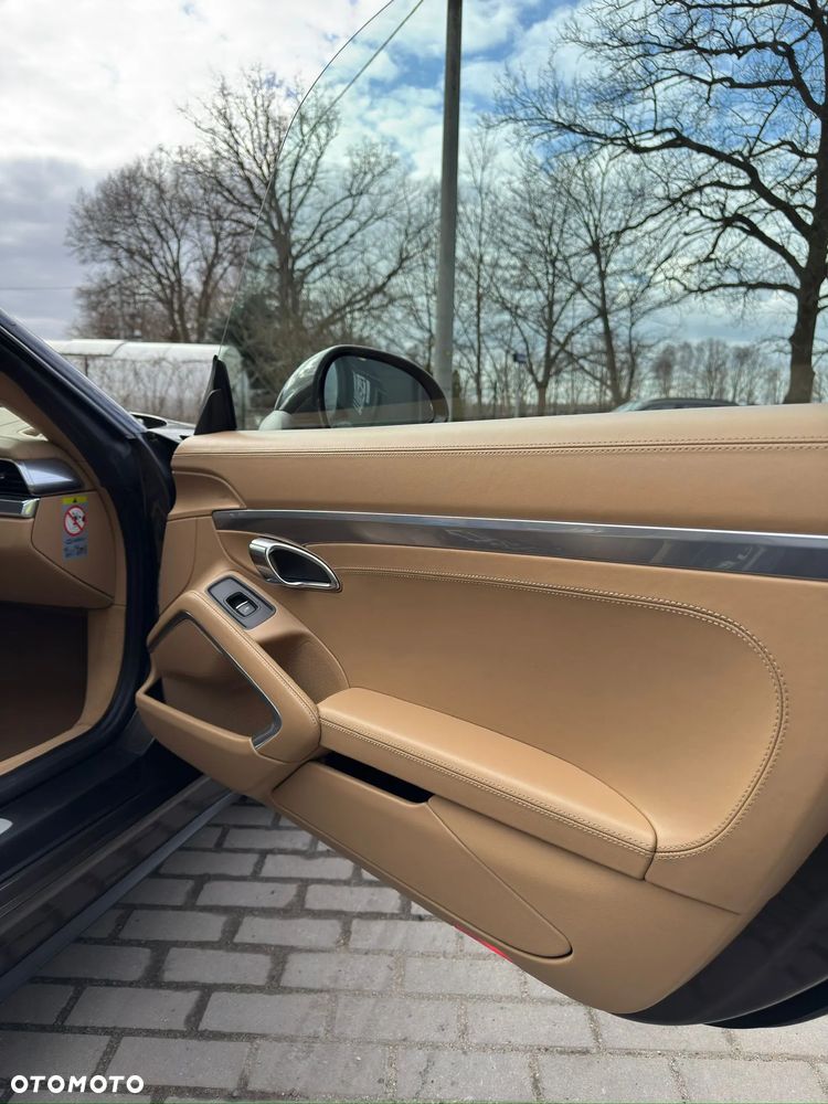 Porsche 911 Carrera 4 PDK - 19