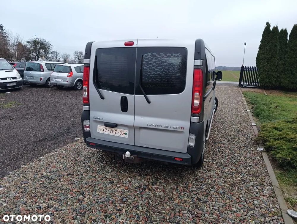 Opel Vivaro - 28