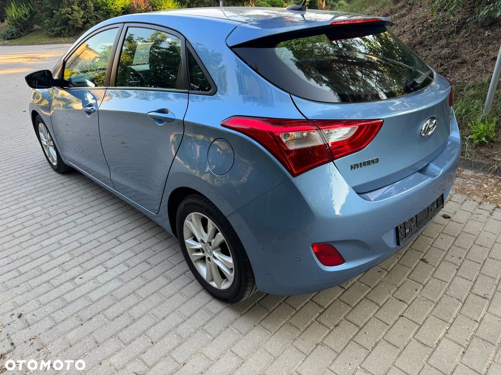 Hyundai i30 1.6 Trend - 7