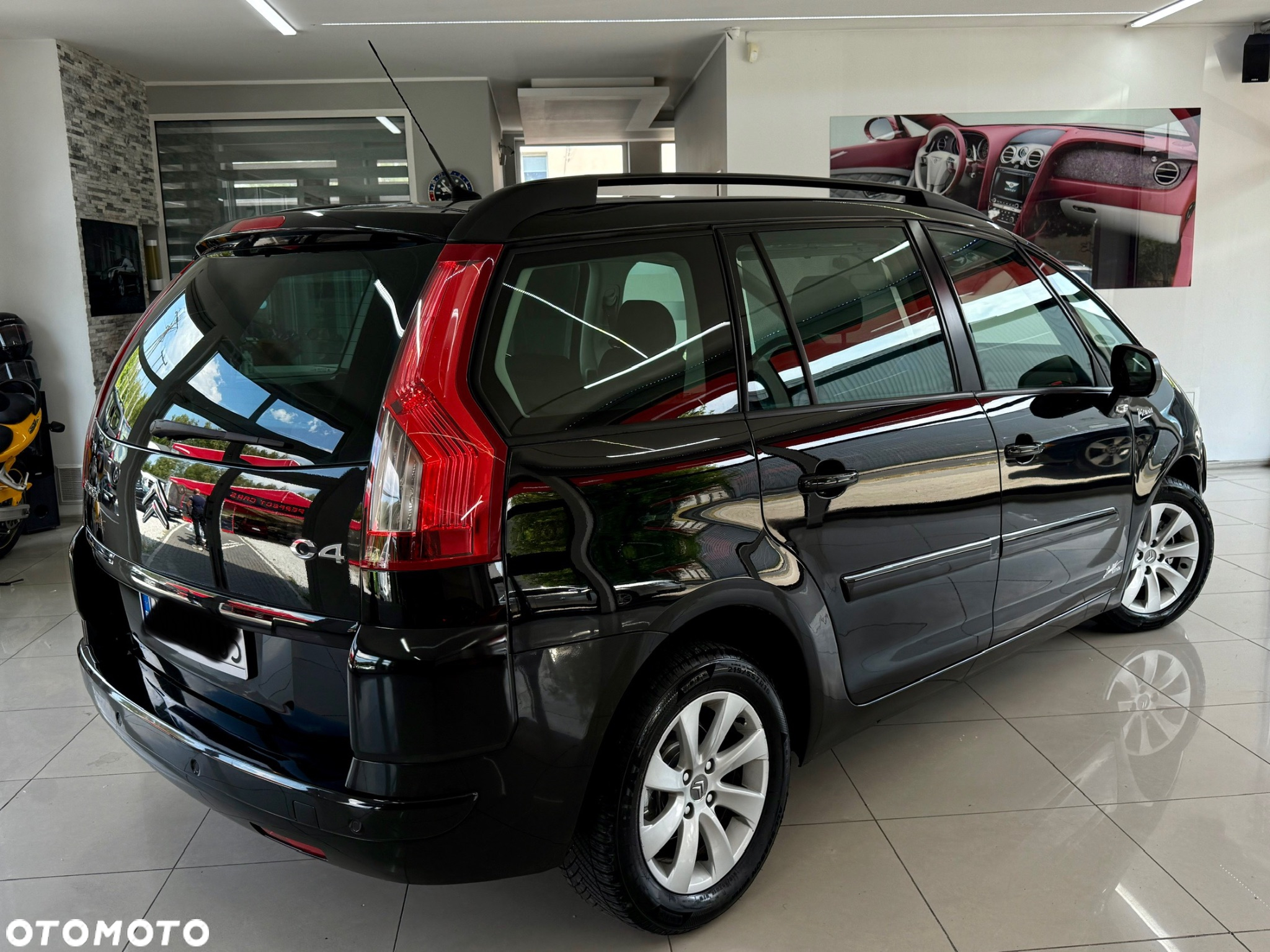 Citroën C4 Grand Picasso 1.6 HDi FAP EGS6 Exclusive - 4