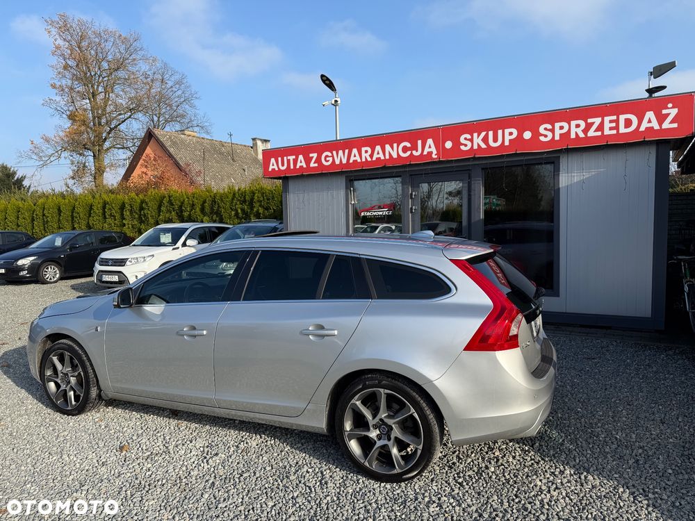 Volvo V60 D4 Drive-E Ocean Race - 3