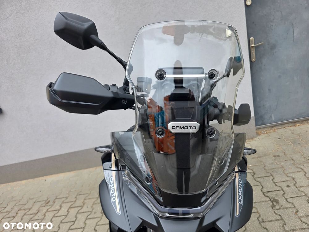 CFMoto 1000 MT-X - 11