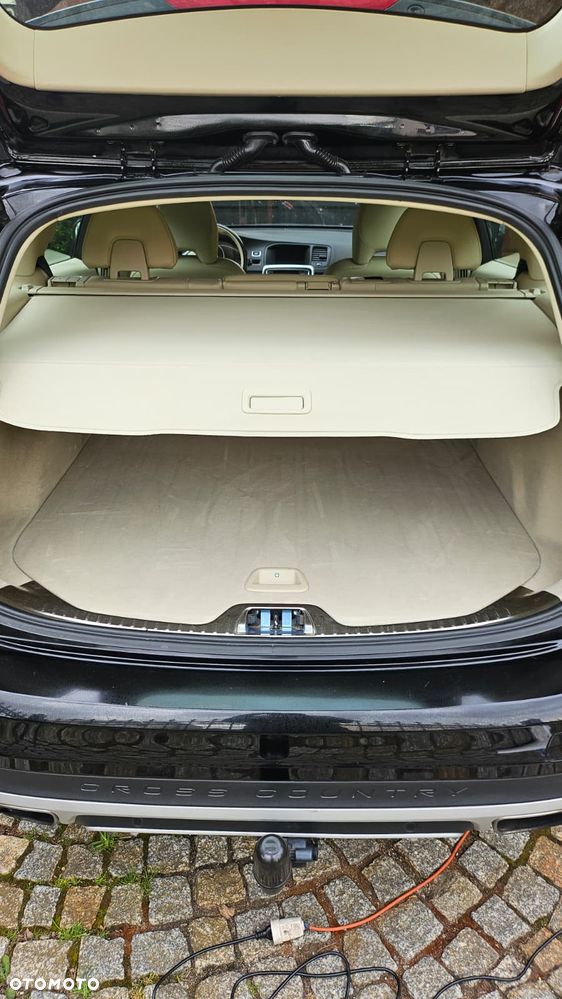 Volvo V60 Cross Country T5 AWD Summum - 16