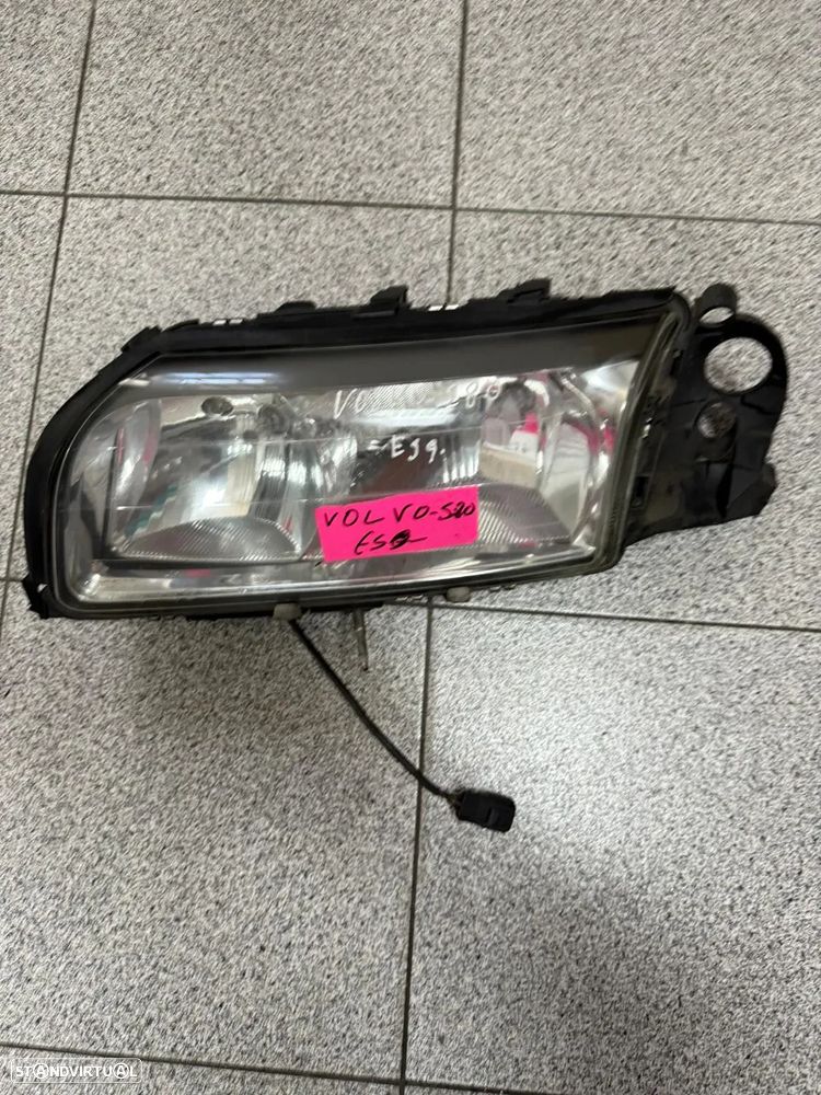 Farol Volvo-S80 esquerdo