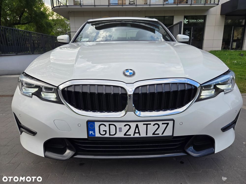 BMW Seria 3 320i xDrive - 20