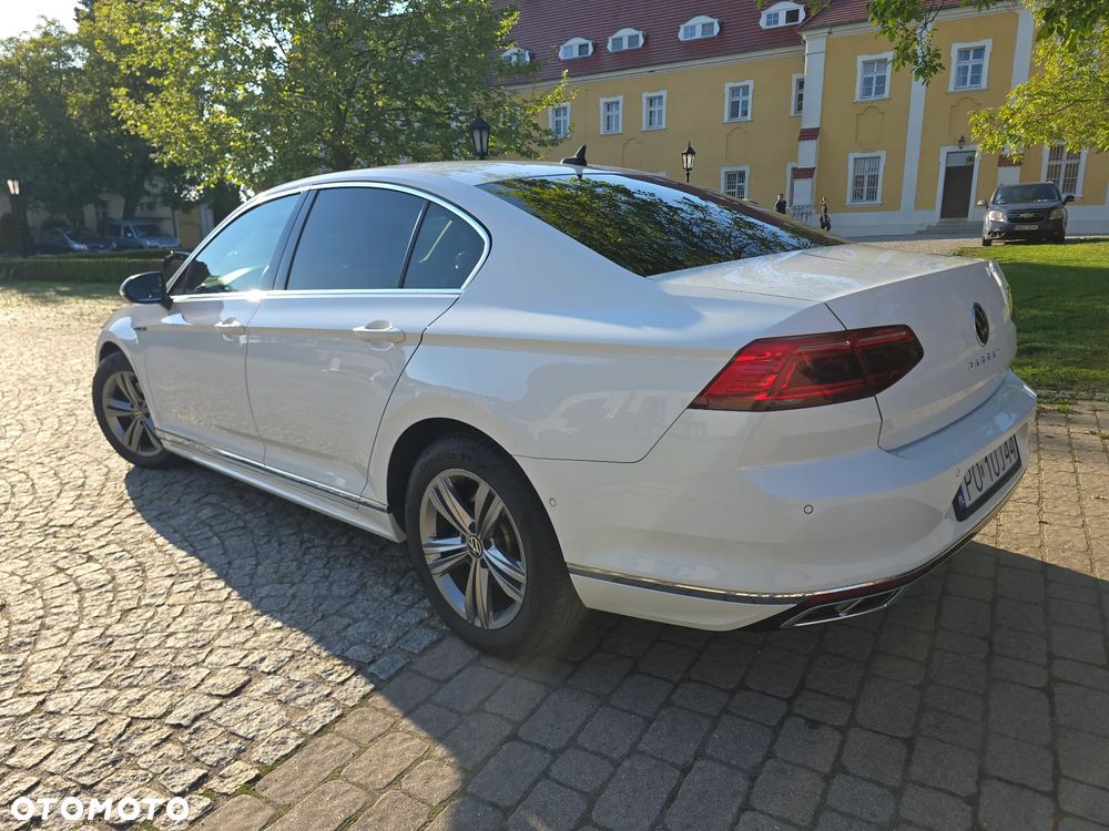 Volkswagen Passat 2.0 TDI EVO Elegance DSG - 12