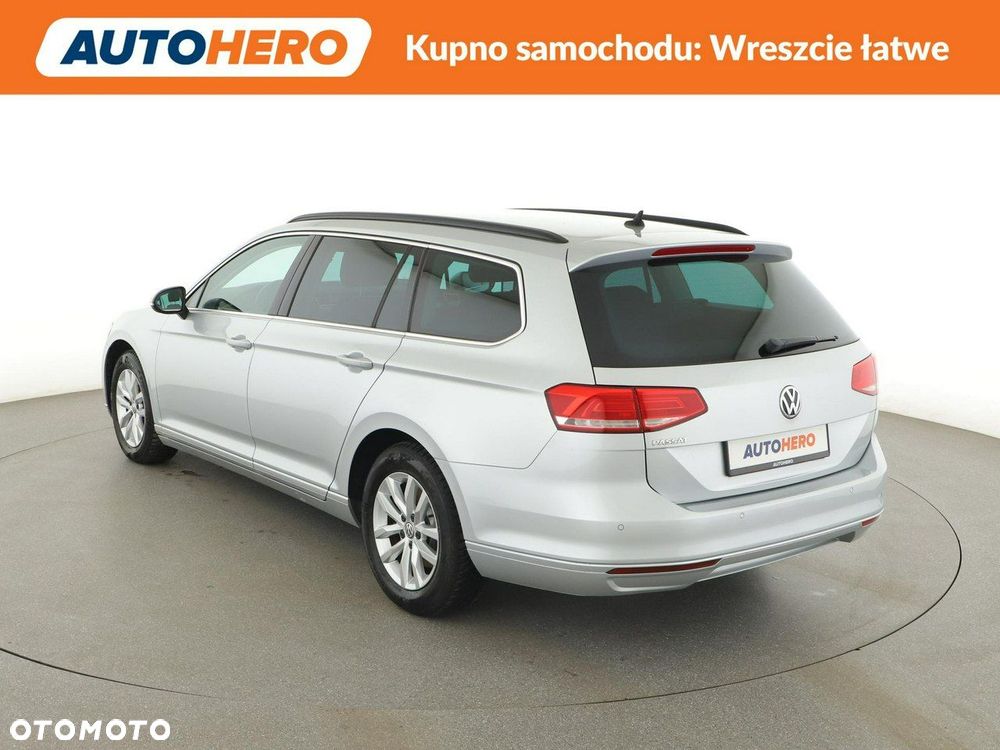 Volkswagen Passat - 5