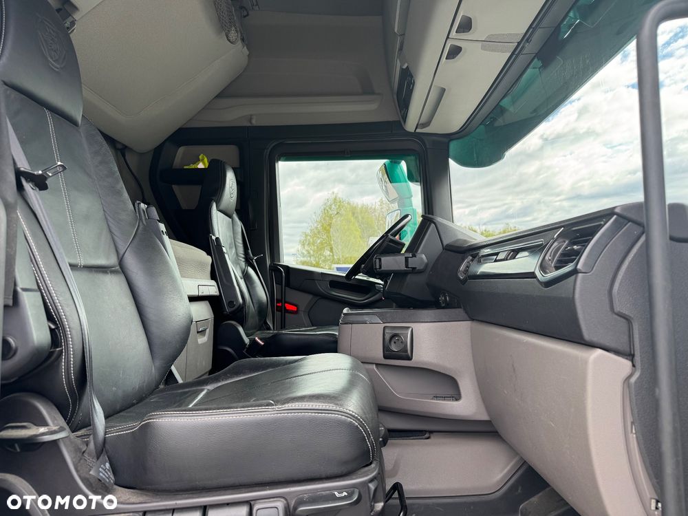 Scania R500 ŁADNA I BOGATA PRZÓD/TYŁ PODUSZKI - 19