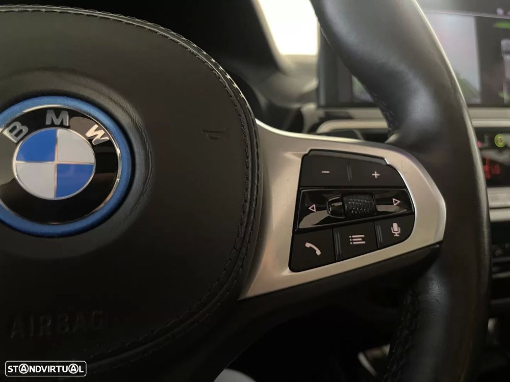 BMW iX3 M Sport Inspiring - 25