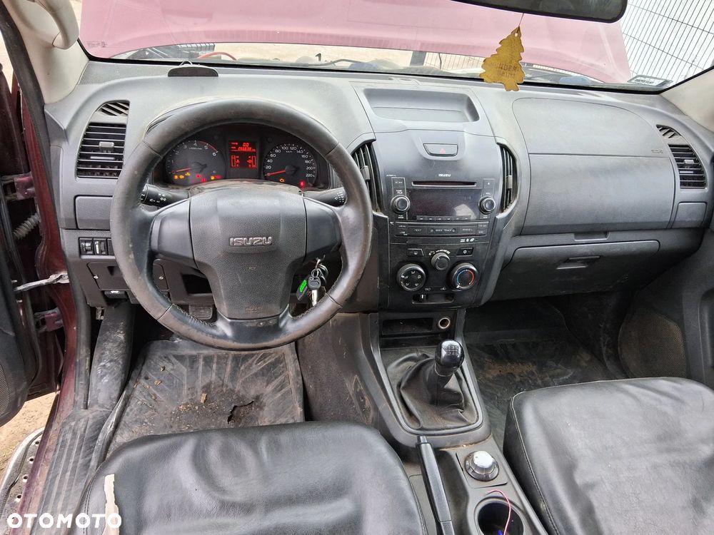 Isuzu D-Max 2.5 DC LSX - 8