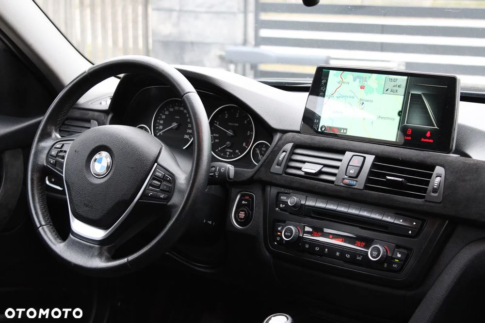 BMW Seria 3 - 28