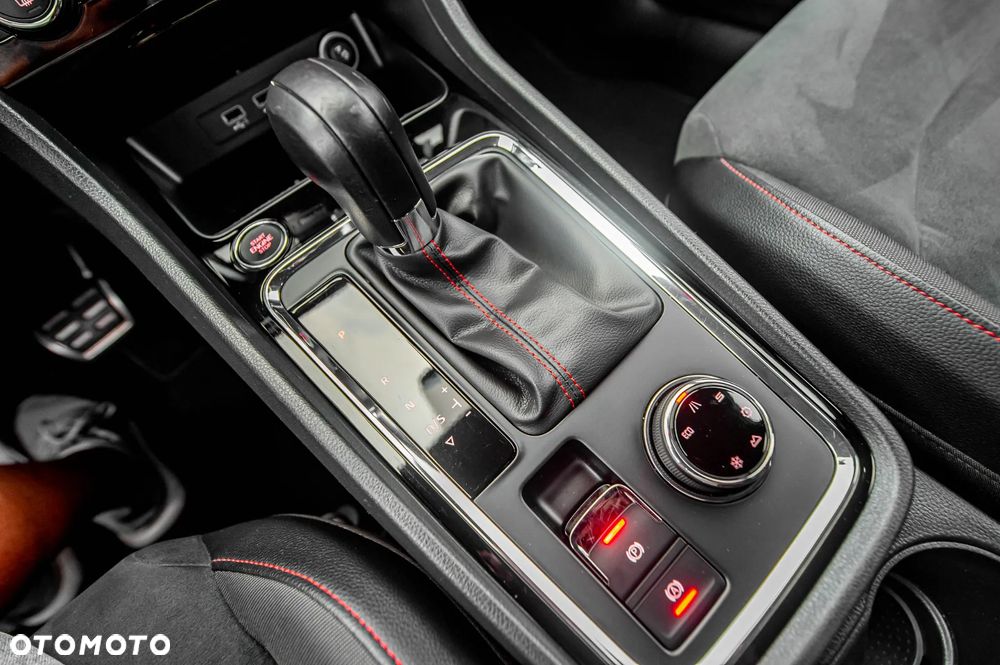 Seat Ateca 2.0 TSI 4Drive DSG OPF FR - 36