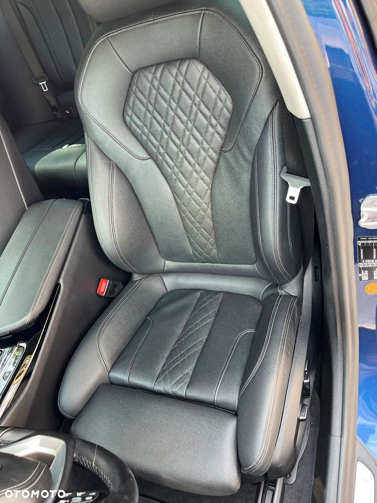 BMW Seria 5 520d M Sport - 26