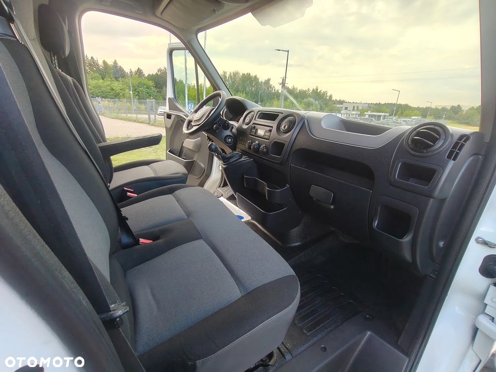Renault Master - 33