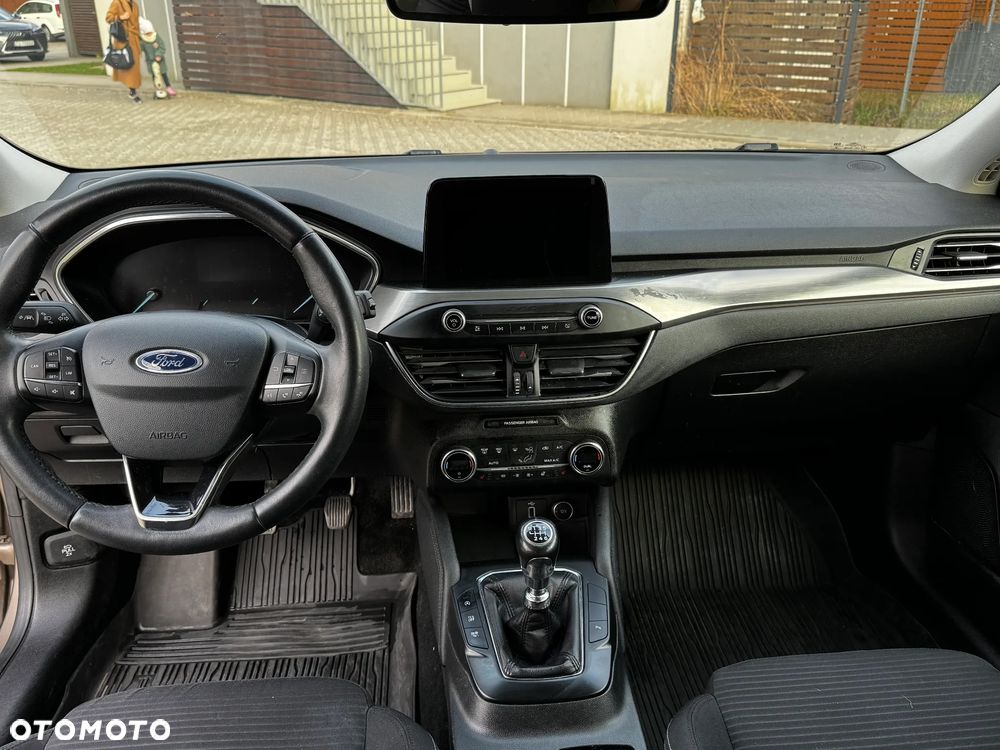 Ford Focus 1.5 EcoBoost Titanium Business - 13