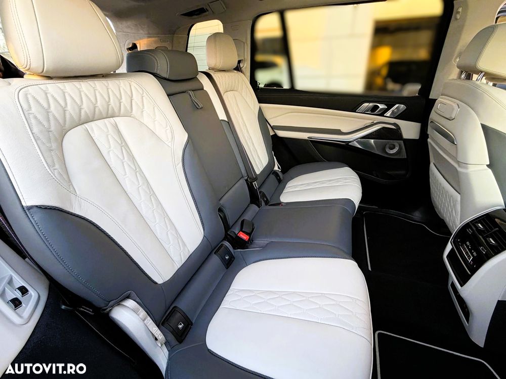 BMW X7 xDrive40d AT MHEV - 28