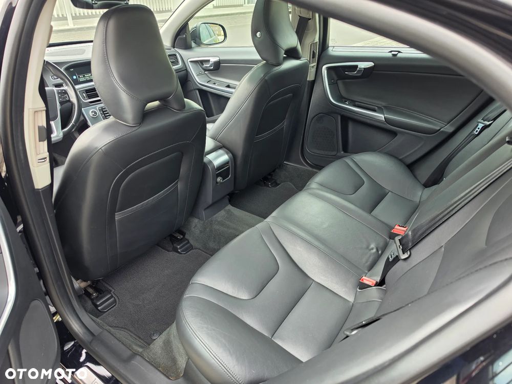 Volvo S60 - 13