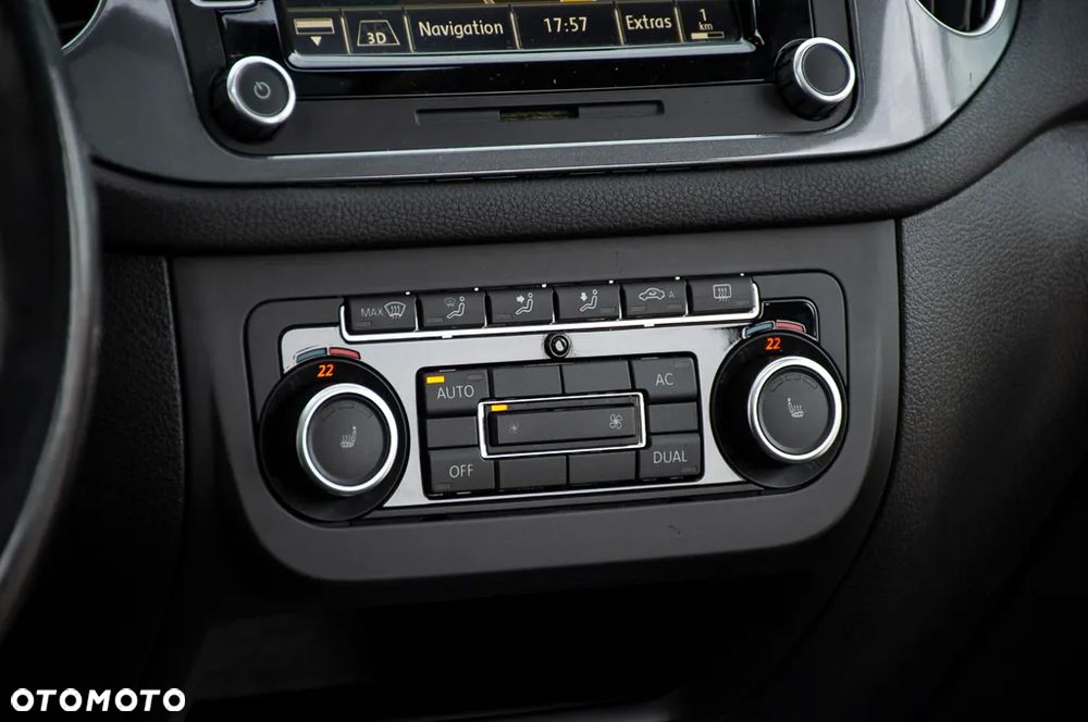 Volkswagen Tiguan 2.0 TSI 4Motion DSG Sport & Style - 24