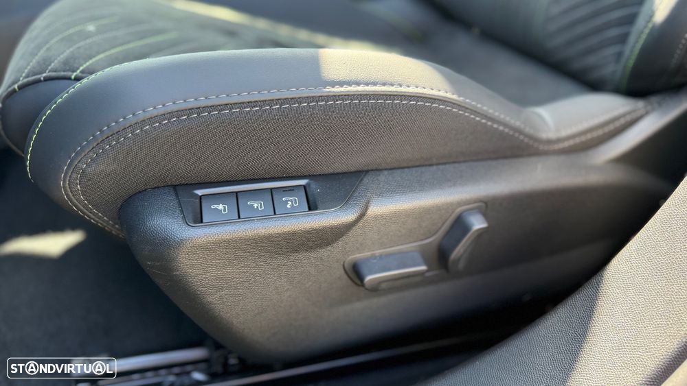 Peugeot e-2008 54 kWh GT - 21