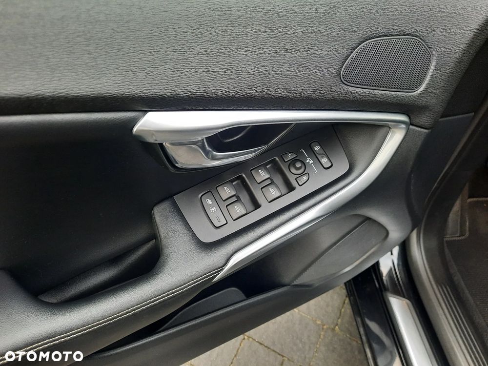 Volvo V40 D2 RDesign - 20