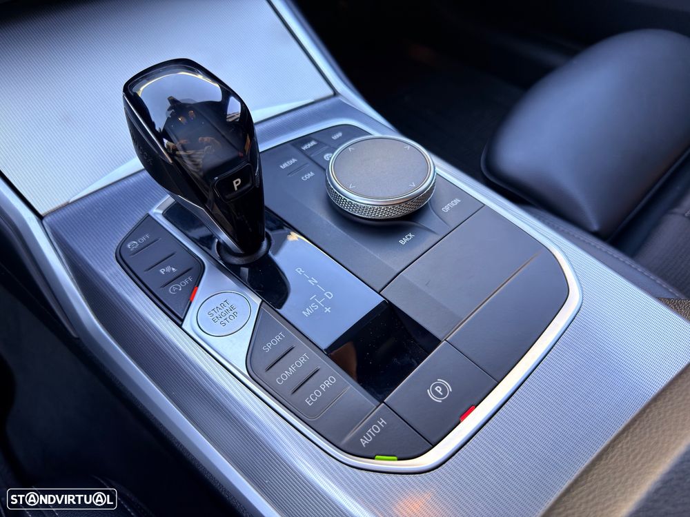 BMW 320 d Line Sport Auto - 17