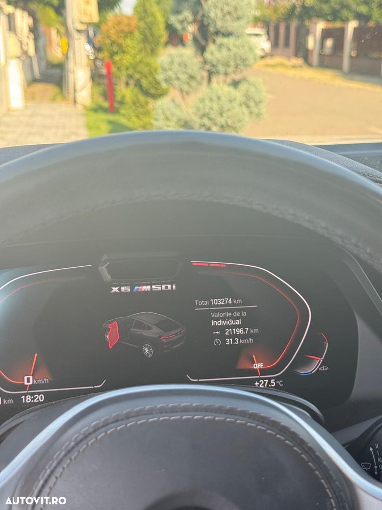 BMW X6 M M50i - 9