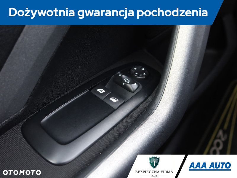 Peugeot 2008 - 21