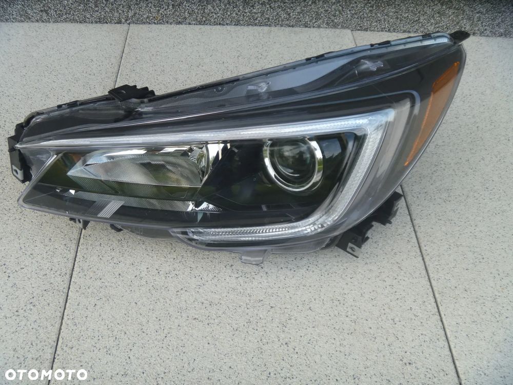 SUBARU LEGACY OUTBACK V 2018-LAMPA LEWA SOCZEWKA LED ŁADNA - 1