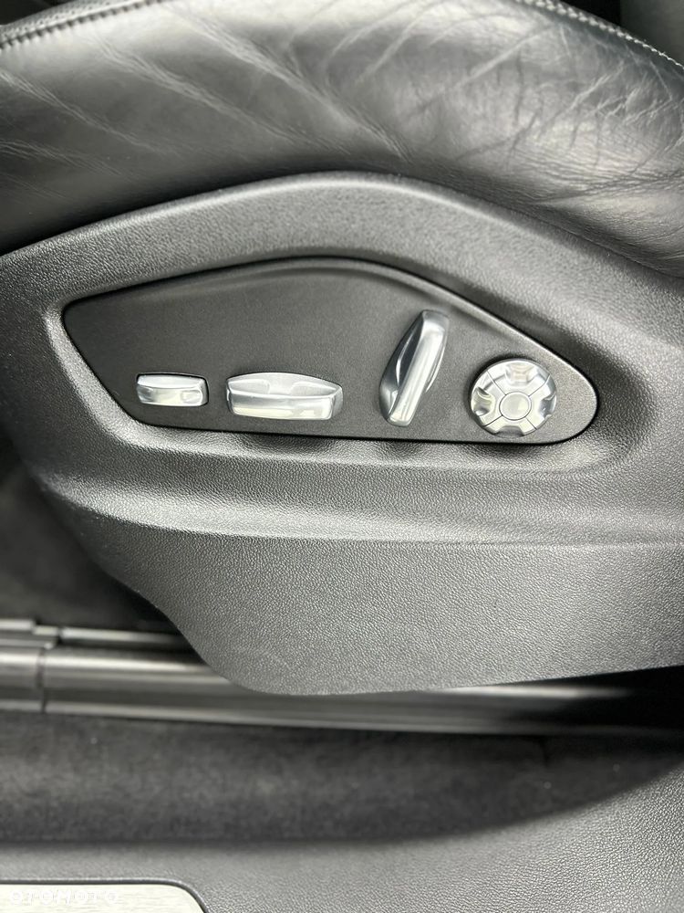Porsche Cayenne Tiptronic S - 13