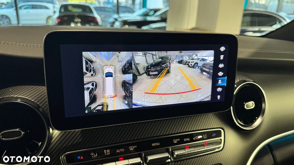 Mercedes-Benz Klasa V - 20