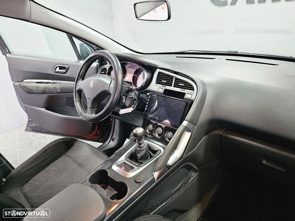 Peugeot 3008 1.6 HDi Premium - 20