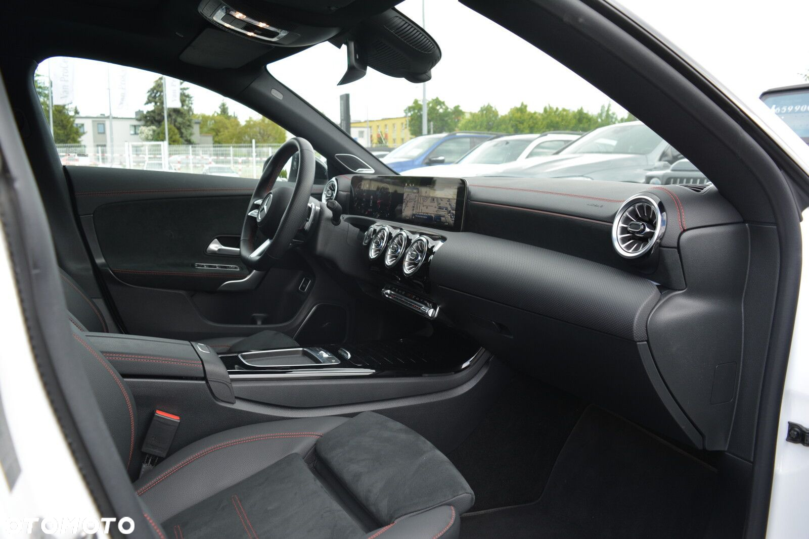 Mercedes-Benz CLA 200 AMG Line 7G-DCT - 24