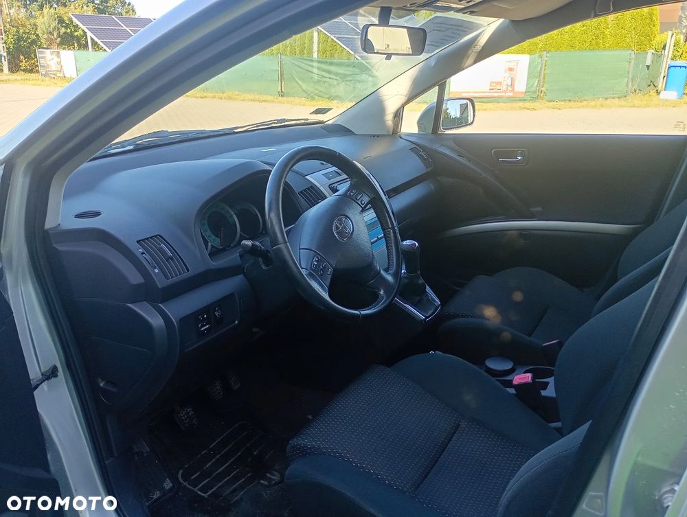 Toyota Corolla Verso 2.2 D-4D Sol 7os - 6