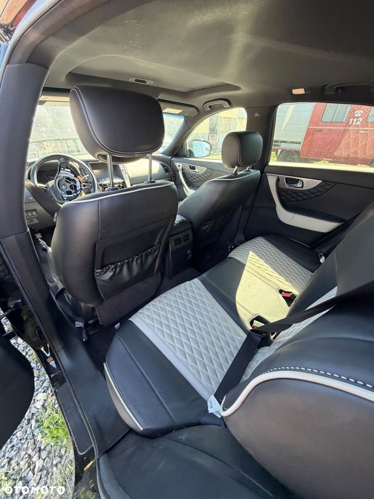 Infiniti Q70 3.7 Sport Tech - 10