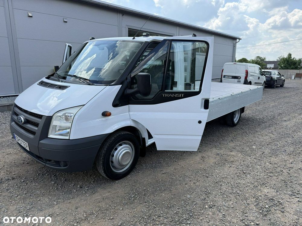 Ford Transit - 21