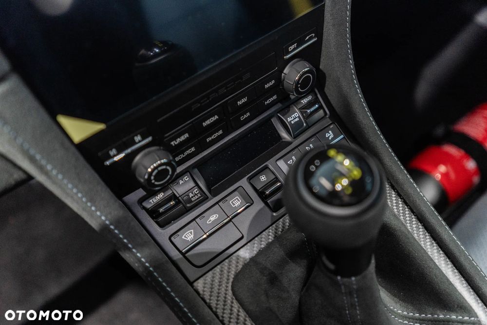 Porsche 718 Cayman GPF GT4 RS PDK - 14