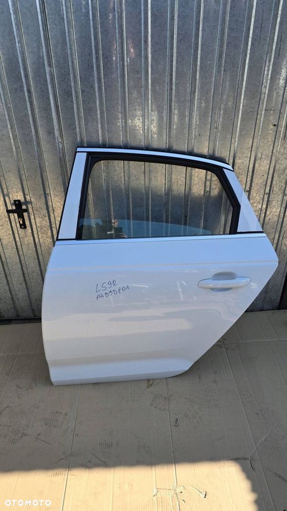 drzwi lewy tyl sedan audi a4 b9 8w ls9r kompletne - 2