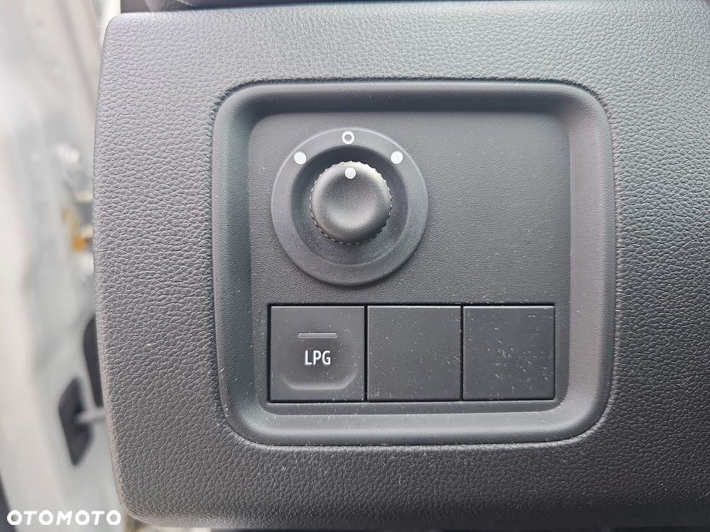 Dacia Duster - 11