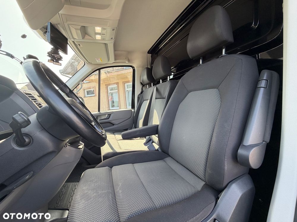 Volkswagen Crafter - 12