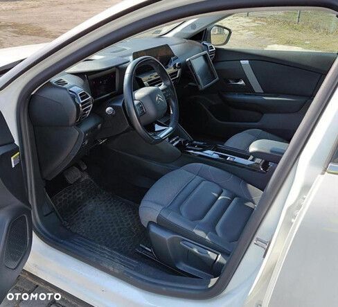 Citroën C4 1.2 PureTech Shine S&S EAT8 - 4